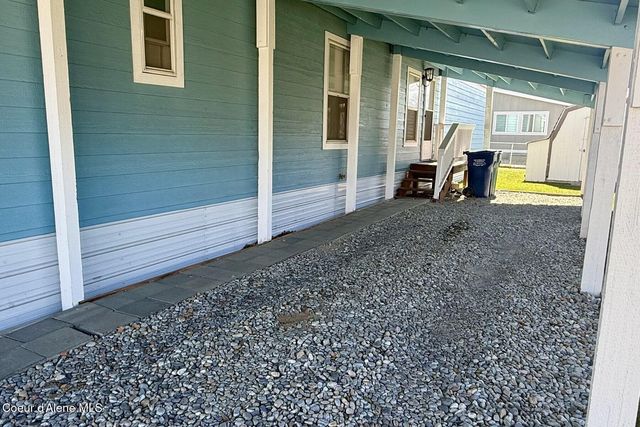2064 W Windermere Ave, Coeur D'alene, ID 83815