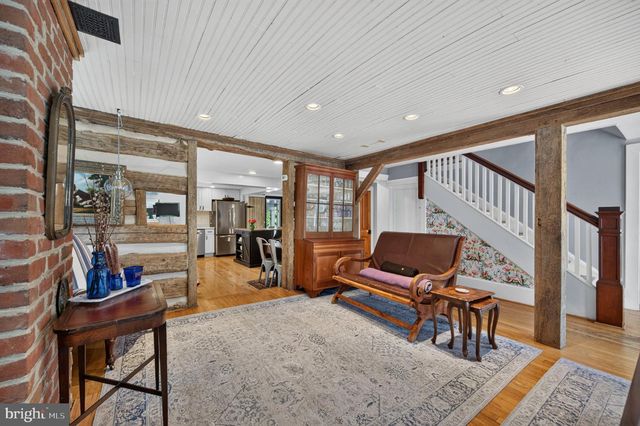 102 N DUKE ST, Shepherdstown, WV 25443