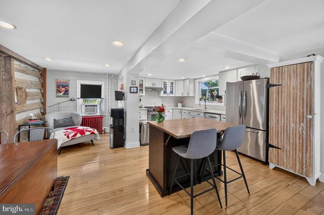 102 N DUKE ST, Shepherdstown, WV 25443