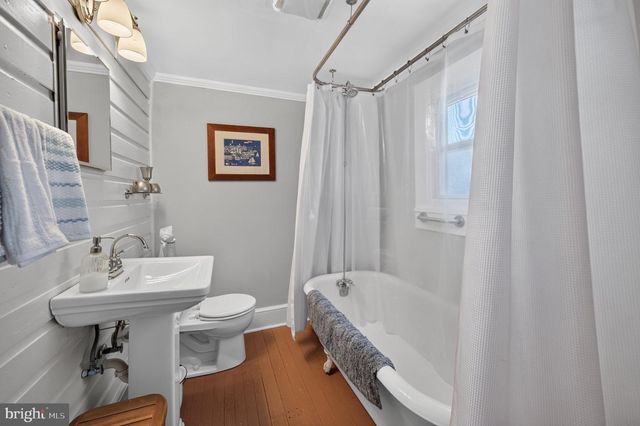 102 N DUKE ST, Shepherdstown, WV 25443