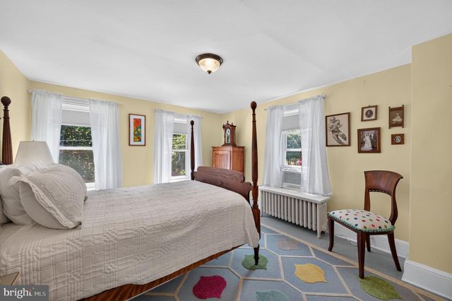 102 N DUKE ST, Shepherdstown, WV 25443