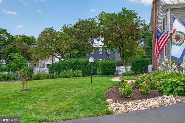 102 N DUKE ST, Shepherdstown, WV 25443