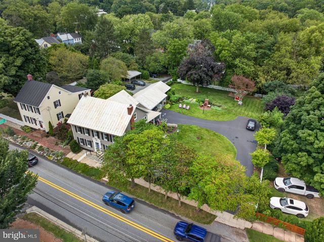 102 N DUKE ST, Shepherdstown, WV 25443