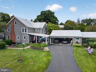 102 N DUKE ST, Shepherdstown, WV 25443