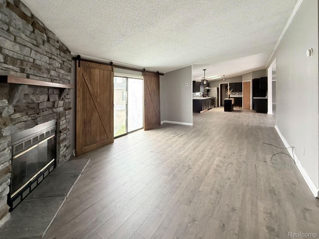 6255 Telegraph Road 214, Bedford Township, MI 48133