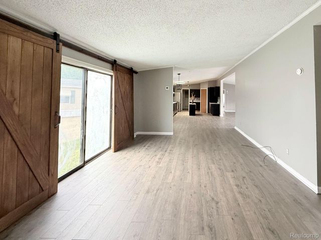 6255 Telegraph Road 214, Bedford Township, MI 48133