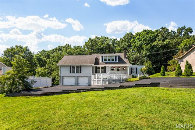 273 Old Sulphur Spring Road, Manchester, MO 63021