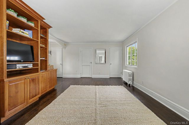 41 Maple Hill Drive, Larchmont, NY 10538
