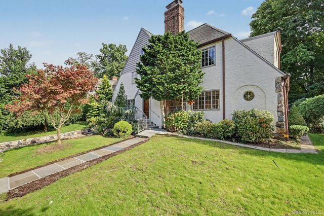 41 Maple Hill Drive, Larchmont, NY 10538