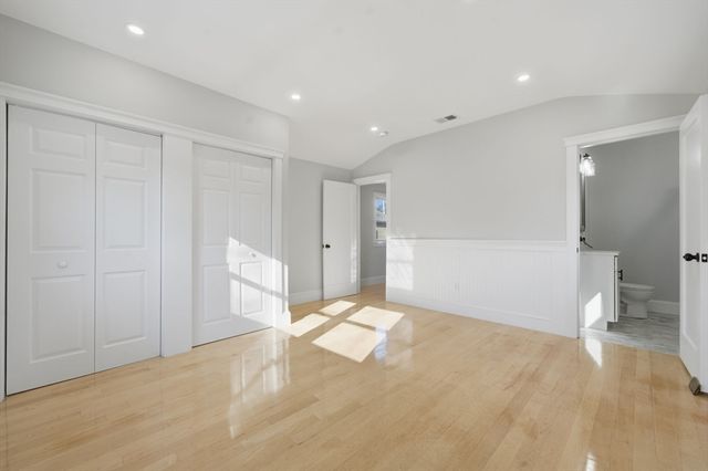 442 High St, Dedham, MA 02026