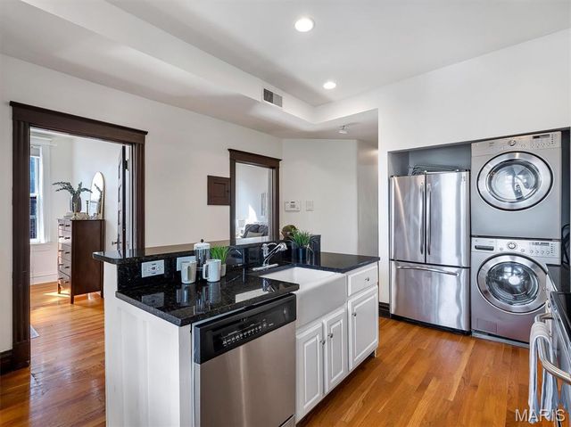 3548 Victor Street 2W, St Louis, MO 63104