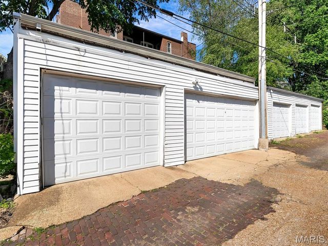 3548 Victor Street 2W, St Louis, MO 63104