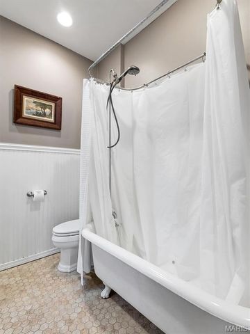 3548 Victor Street 2W, St Louis, MO 63104