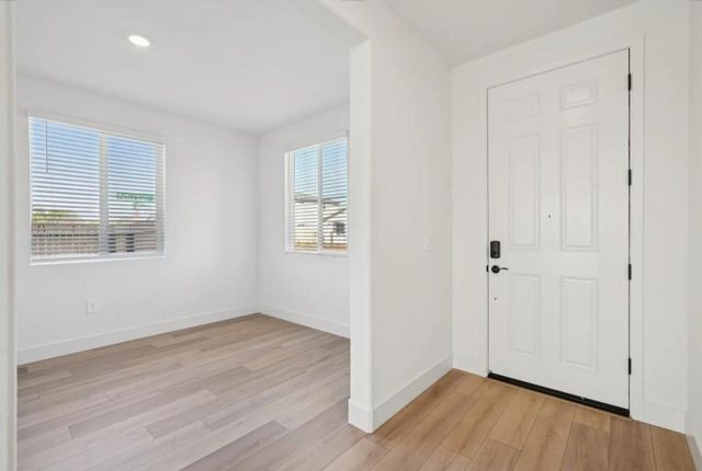 1524 Brook Trout Way, Sacramento, CA 95822