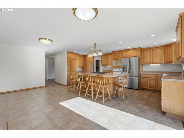 21675 Se BOHNA PARK Rd, Damascus, OR 97089