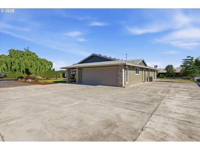 21675 Se BOHNA PARK Rd, Damascus, OR 97089