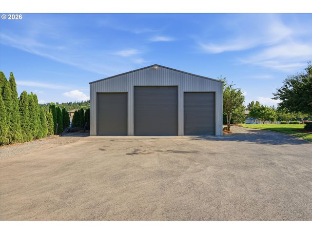 21675 Se BOHNA PARK Rd, Damascus, OR 97089