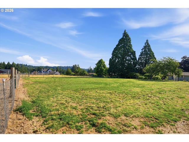 21675 Se BOHNA PARK Rd, Damascus, OR 97089