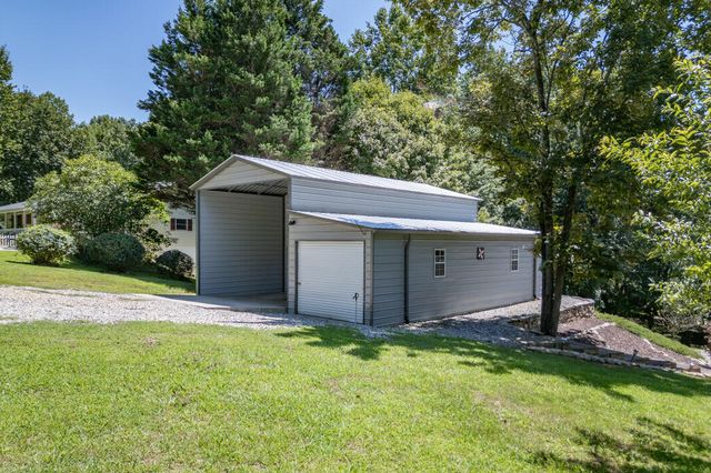 527 Pinebrook Drive, Blairsville, GA 30512