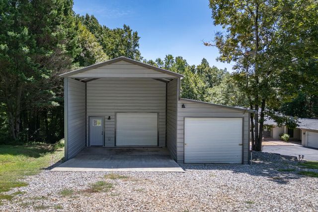 527 Pinebrook Drive, Blairsville, GA 30512