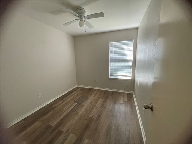 5217 Calloway Street B, Fort Worth, TX 76114