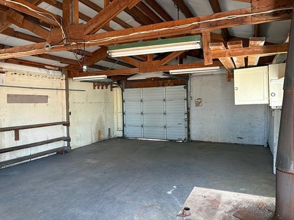 210 NE Foster St, Creston, WA 99117 photo 14