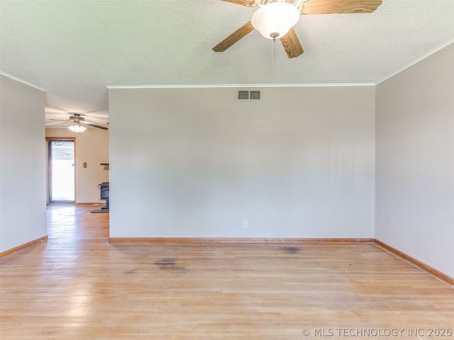10909 E 5th Street, Tulsa, OK 74128