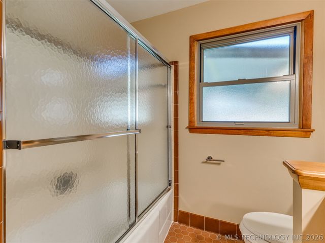 10909 E 5th Street, Tulsa, OK 74128
