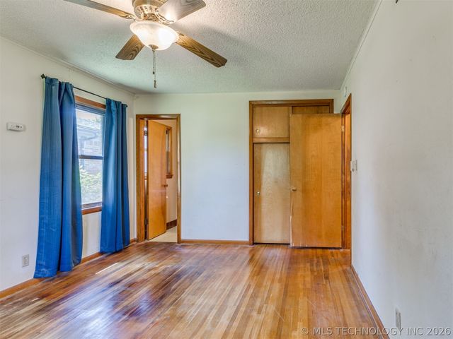 10909 E 5th Street, Tulsa, OK 74128