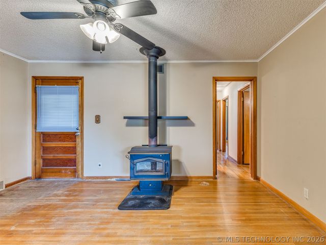 10909 E 5th Street, Tulsa, OK 74128