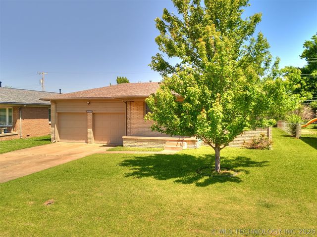 10909 E 5th Street, Tulsa, OK 74128