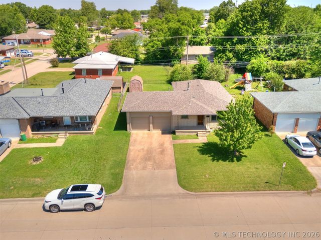10909 E 5th Street, Tulsa, OK 74128