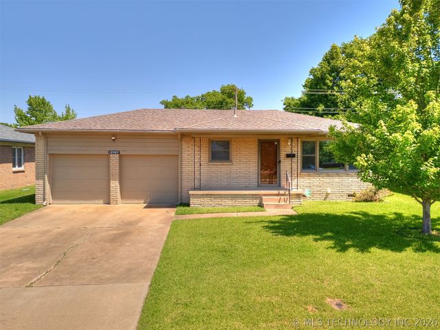 10909 E 5th Street, Tulsa, OK 74128