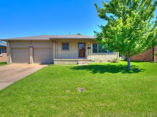 10909 E 5th Street, Tulsa, OK 74128