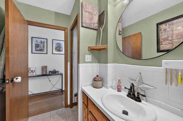 2645 AVENUE H, Council Bluffs, IA 51501