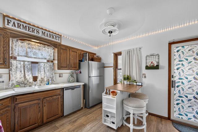 2645 AVENUE H, Council Bluffs, IA 51501