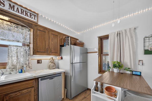 2645 AVENUE H, Council Bluffs, IA 51501
