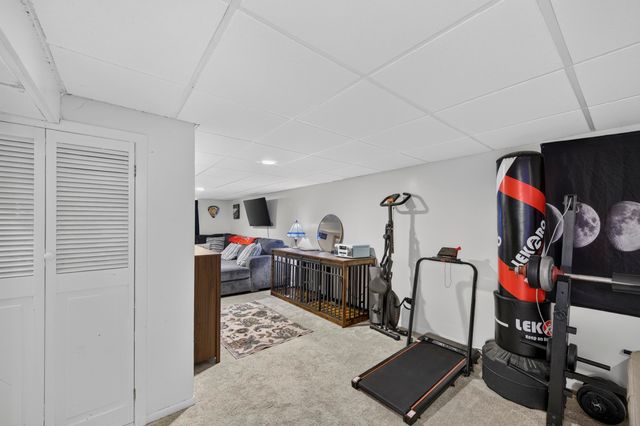 2645 AVENUE H, Council Bluffs, IA 51501
