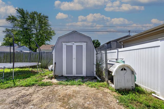 2645 AVENUE H, Council Bluffs, IA 51501