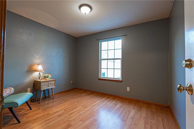 1204 Sunchase Drive, Lawrence, KS 66044