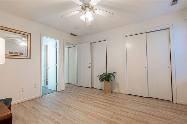 1204 Sunchase Drive, Lawrence, KS 66044