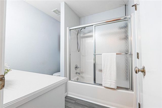 1204 Sunchase Drive, Lawrence, KS 66044