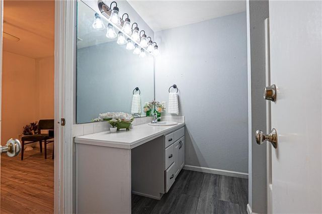 1204 Sunchase Drive, Lawrence, KS 66044