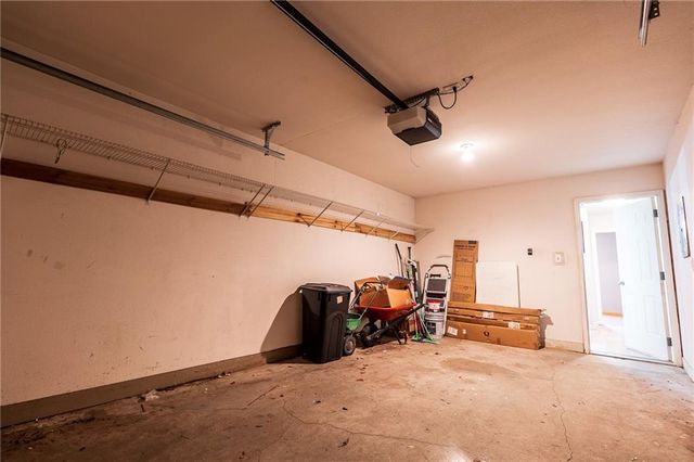 1204 Sunchase Drive, Lawrence, KS 66044