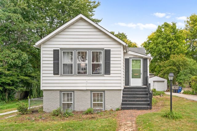 1235 Leon Place, Evanston, IL 60201