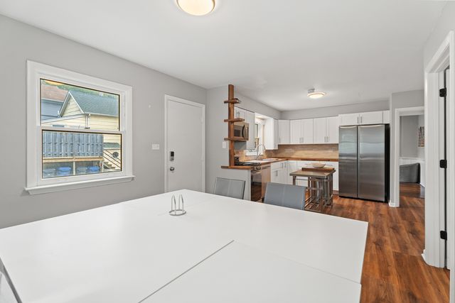 1235 Leon Place, Evanston, IL 60201