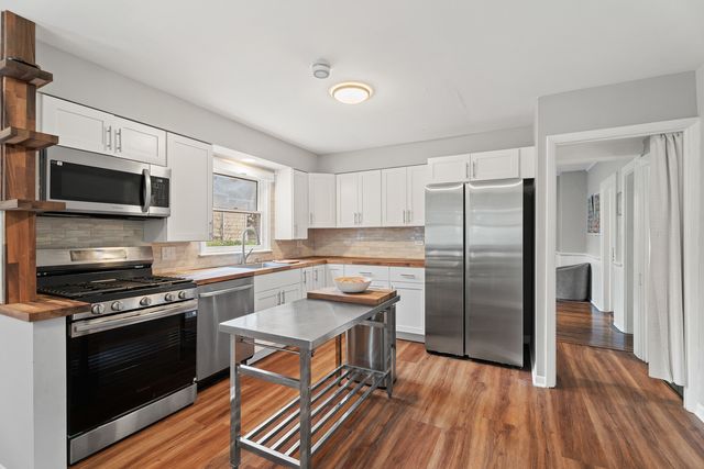 1235 Leon Place, Evanston, IL 60201