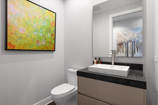 403 N Wabash Avenue 10B, Chicago, IL 60611