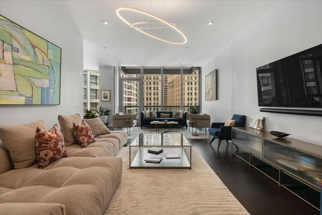403 N Wabash Avenue 10B, Chicago, IL 60611