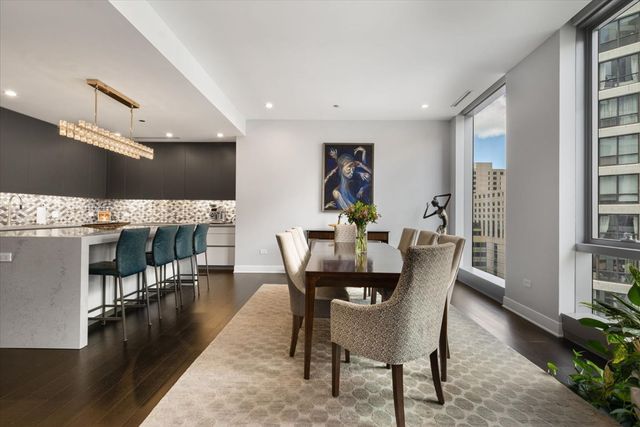 403 N Wabash Avenue 10B, Chicago, IL 60611